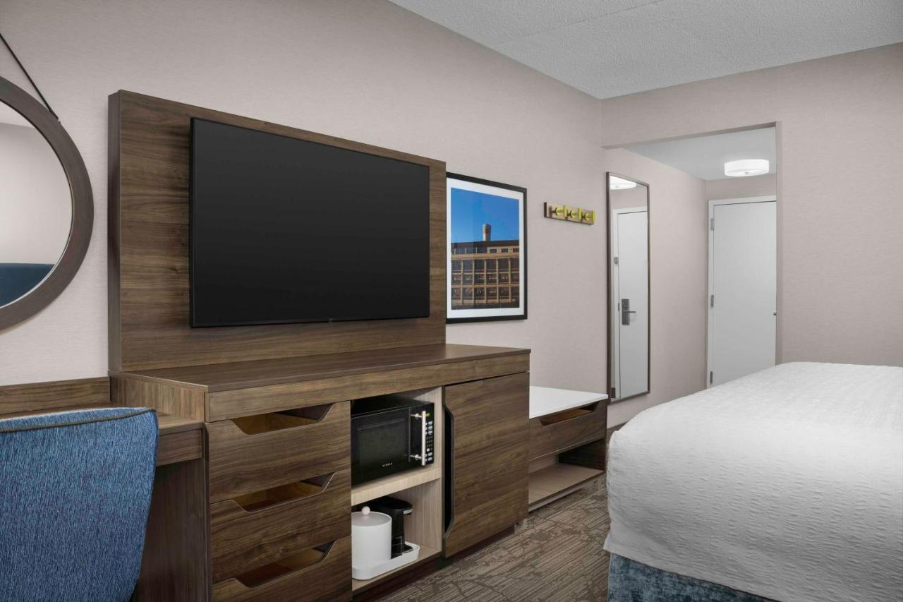 Hampton Inn Easton Eksteriør bilde
