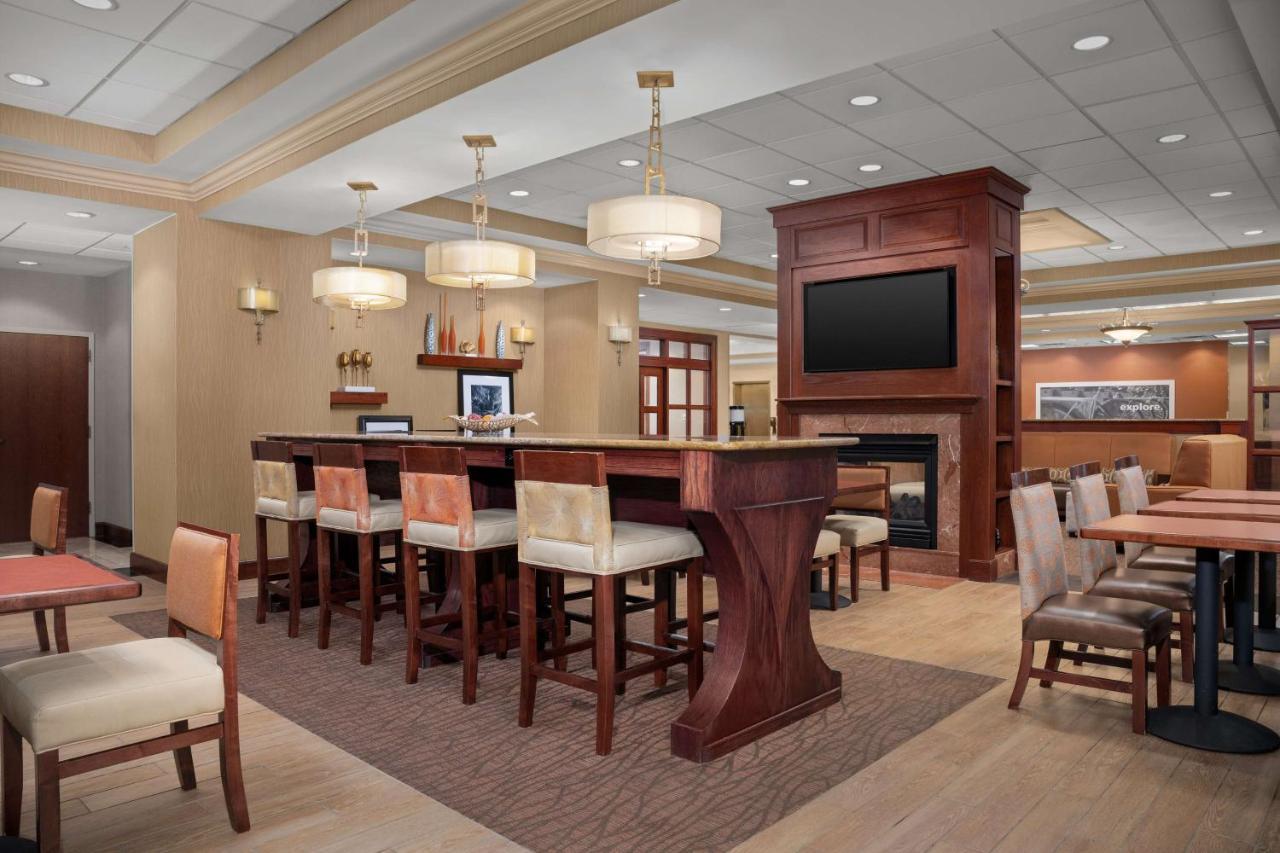 Hampton Inn Easton Eksteriør bilde